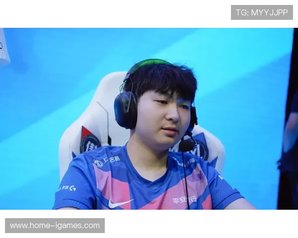 彼得·严终结德瓦利什维利14连胜，雏量级三番战引期待