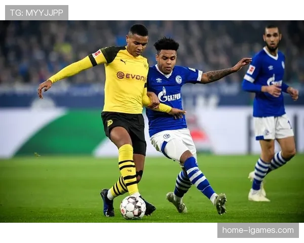 多特蒙德举办青少年训练营，重点课程为“边路突破与传中技术”