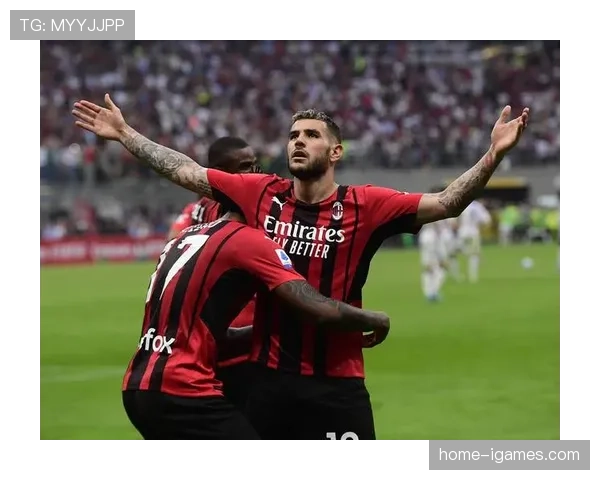 从链式防守到混合体系：AC米兰过去一个月的战术转型之路